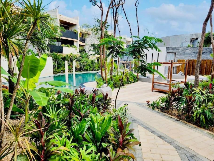 Luxurious Jungle And Private Cenote Apartment